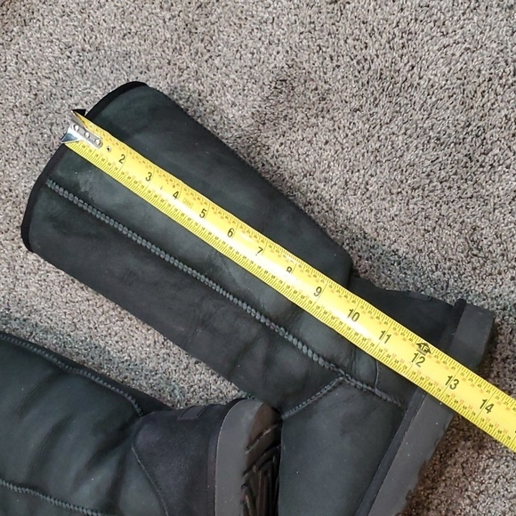 Sold Ugg Australia Women Classic Tall II Leather Sheepskin Boots shoes sz 10 - Picture 9 of 14